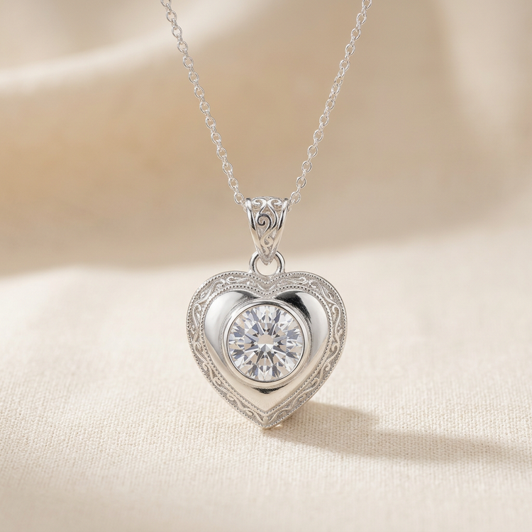 Silver heart pendant with a Swarovski crystal centre